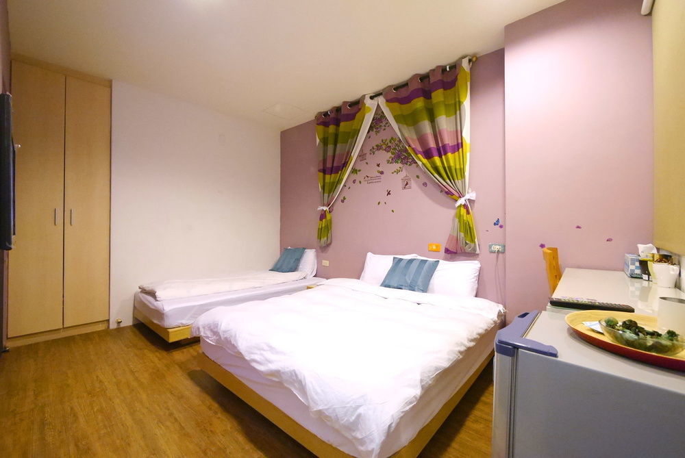 Luca Hotel Taichung Exterior photo