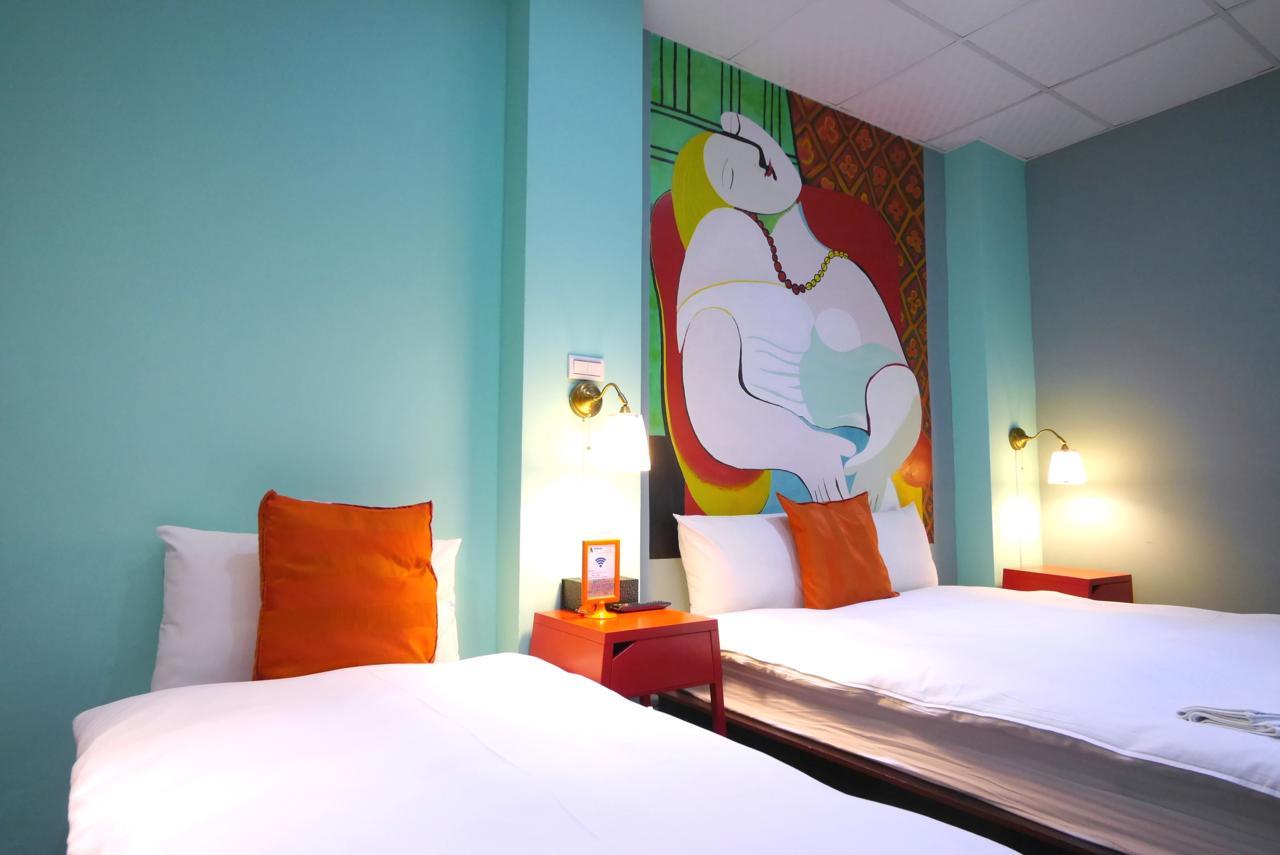 Luca Hotel Taichung Exterior photo