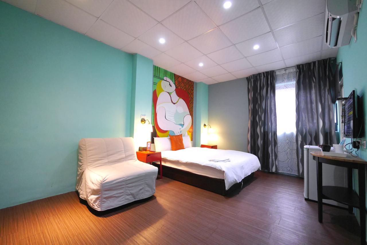 Luca Hotel Taichung Exterior photo