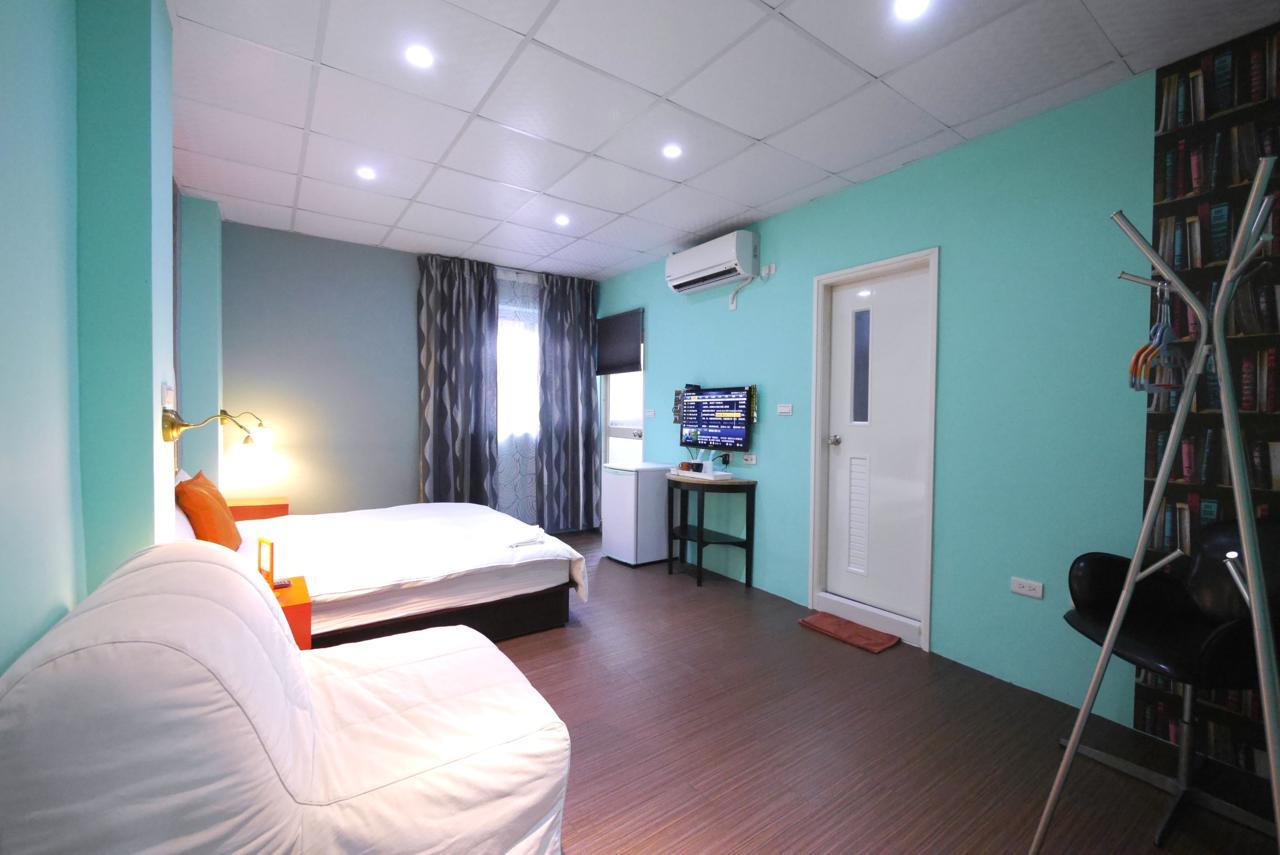 Luca Hotel Taichung Exterior photo