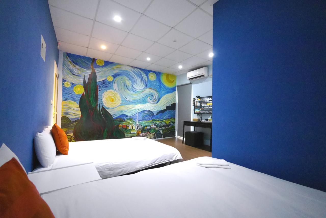 Luca Hotel Taichung Exterior photo